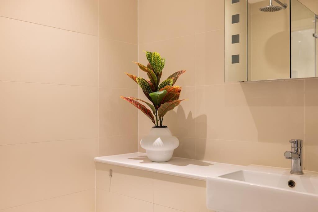 Wild Roses Serviced Apartments - Borough London Exterior foto